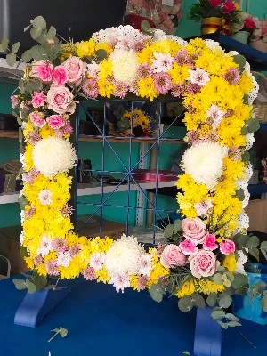Photo Wreath , 11R size